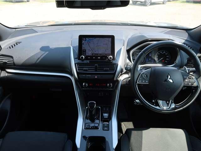 エクリプスクロスＰＨＥＶ Ｐ　プラグインハイブリッド４ＷＤ　駆動用バッテリー容量残８８％　純正スマホ連携ナビ　全方位カメラ　ＥＴＣ２．０　ＡＣ１００Ｖ電源１５００Ｗ給電　ステアリングヒーター　ドラレコ　ワンオーナー　シートヒーター（2枚目）