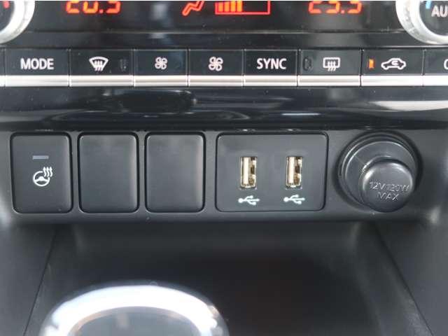 エクリプスクロスＰＨＥＶ Ｐ　プラグインハイブリッド４ＷＤ　駆動用バッテリー容量残８８％　純正スマホ連携ナビ　全方位カメラ　ＥＴＣ２．０　ＡＣ１００Ｖ電源１５００Ｗ給電　ステアリングヒーター　ドラレコ　ワンオーナー　シートヒーター（7枚目）