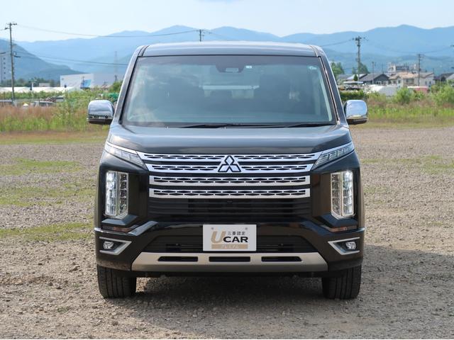 デリカＤ：５ Ｐ　３列シート８人乗り　試乗車　禁煙　パナソニックナビ　全方位カメラ　電動サイドステップ　ダイヤモンドキーパーコーティング　３年間走行距離無制限三菱認定中古車プレミアム保証　後退時・後側方車両検知警報機能（23枚目）