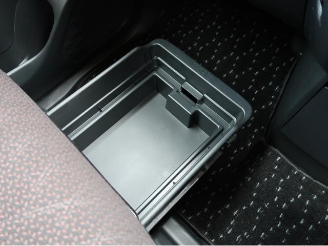 ｅＫクロススペース Ｔ　４ＷＤハイブリッド　禁煙車　純正９型ナビ　バックカメラ　プラズマクラスターリヤサーキュレーター　両側スライドドア（助手席側電動）衝突軽減ブレーキ　オートマチックハイビーム　シートヒーター　寒冷地仕様（67枚目）