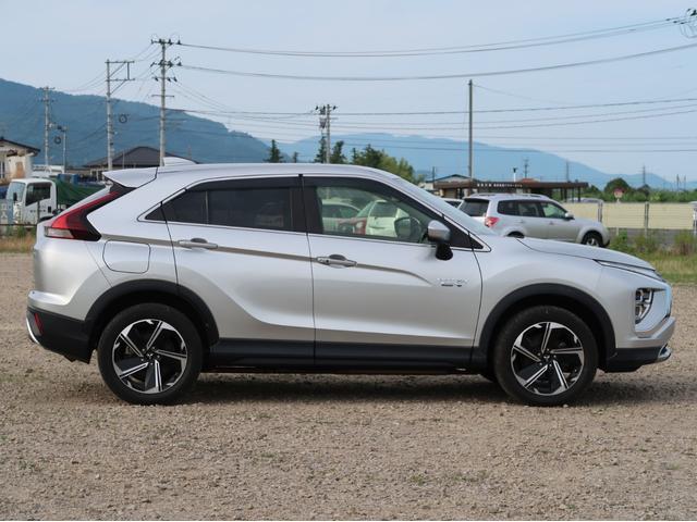 エクリプスクロスＰＨＥＶ Ｇ　４ＷＤ　後退時・後側方車両検知警報機能（レーンチェンジアシスト付き）　駆動用バッテリー残容量８９％　ケンウッドナビ　バックカメラ　ＡＣ１００Ｖ電源１５００Ｗ給電　ヘッドアップデイスプレー　寒冷地仕様（34枚目）
