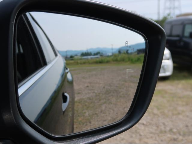 エクリプスクロスＰＨＥＶ Ｐ　４ＷＤ　プラグインハイブリッド　試乗車ＵＰ（レンタカー登録）電動パノラマサンル－フ　駆動用バッテリー容量残９４％　電気温水式ヒーター　電動リヤゲ－ト　純正スマートフォン連携ナビ　全方位カメラ　ＥＴＣ（31枚目）