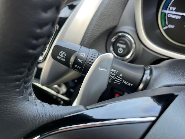 エクリプスクロスＰＨＥＶ Ｐ　４ＷＤ　プラグインハイブリッド　試乗車ｕｐ（レンタカー登録）パノラマサンル－フ　駆動用バッテリー容量残９６％　電気温水式ヒーター　電動リヤゲ－ト　３年間走行距離無制限三菱中古車プレミアム保証（延長可）（47枚目）