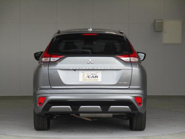 エクリプスクロスＰＨＥＶ Ｐ　試乗車　電気温水ＨＴ　サンルーフ　ナビ　全方位カメラ　駆動用バッテリー容量残９０　レーダークルコン　電動リヤゲート　パワーシート　後側方車両検知警報機能　ルーフレール　ＡＣ１００Ｖ電源１５００Ｗ給電（32枚目）