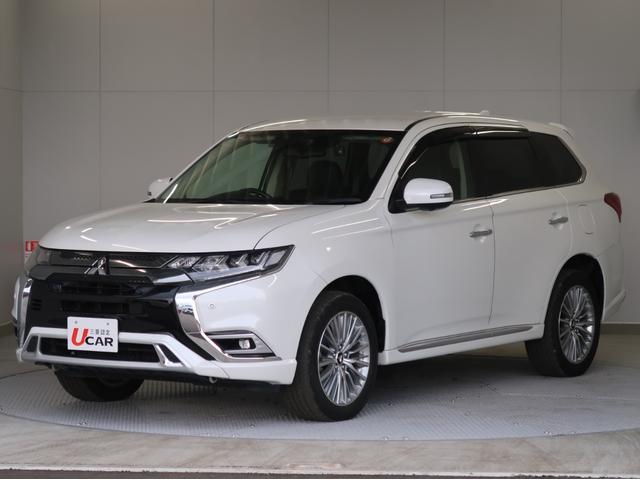 アウトランダーＰＨＥＶ Ｇ　禁煙　電気温水式ヒーター　後側方車両検知　ナビ　後席モニター　ワンオーナー　駆動用バッテリー容量残７８％　シートハンドルヒーター　パワーシート　オートマチックハイビーム　ＡＣ１００Ｖ電源１５００Ｗ給電（54枚目）