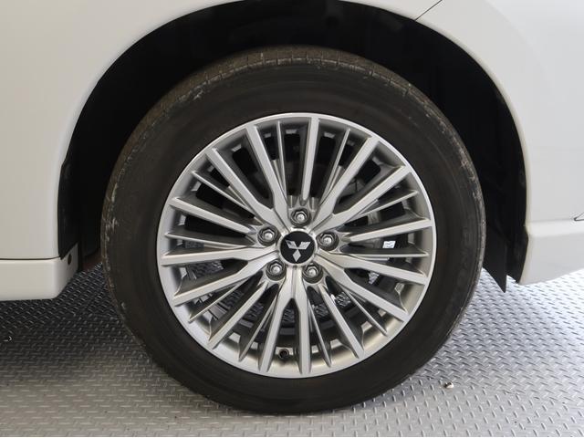 アウトランダーＰＨＥＶ Ｇ　禁煙　電気温水式ヒーター　後側方車両検知　ナビ　後席モニター　ワンオーナー　駆動用バッテリー容量残７８％　シートハンドルヒーター　パワーシート　オートマチックハイビーム　ＡＣ１００Ｖ電源１５００Ｗ給電（68枚目）