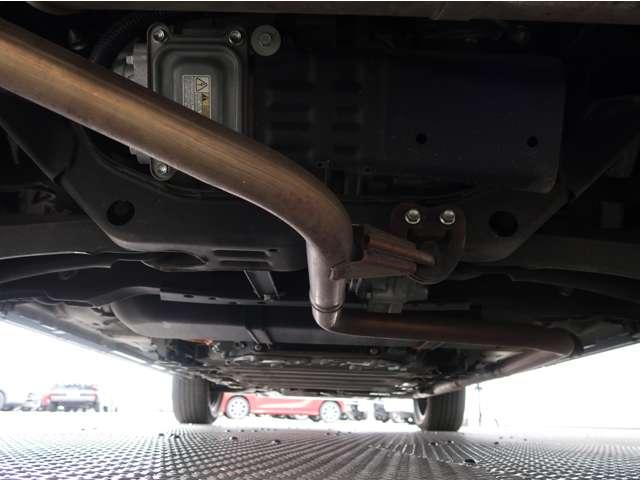 エクリプスクロスＰＨＥＶ Ｇ　禁煙　残存８９　ワンオ－ナ－　純正ナビ　リヤカメラ　電動ブレーキ（オートホールド）　レーダークルーズコントロール　前席シートヒーター　ハンドルヒーター　１５００Ｗ給電ＡＣ１００Ｖ電源　オートハイビーム（15枚目）