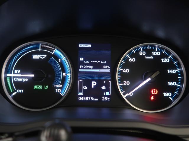 エクリプスクロスＰＨＥＶ Ｇ　禁煙　残存８９　ワンオ－ナ－　純正ナビ　リヤカメラ　電動ブレーキ（オートホールド）　レーダークルーズコントロール　前席シートヒーター　ハンドルヒーター　１５００Ｗ給電ＡＣ１００Ｖ電源　オートハイビーム（28枚目）