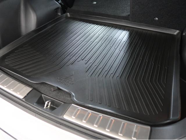エクリプスクロスＰＨＥＶ Ｇ　禁煙　残存８９　ワンオ－ナ－　純正ナビ　リヤカメラ　電動ブレーキ（オートホールド）　レーダークルーズコントロール　前席シートヒーター　ハンドルヒーター　１５００Ｗ給電ＡＣ１００Ｖ電源　オートハイビーム（48枚目）