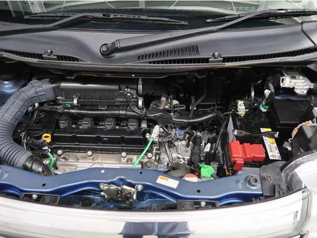 デリカD:2 ハイブリッドMZ 全方位カメラパッケージ 禁煙 純正ナビ 衝突軽減B 踏み間違い防止 両側電動スライドドア ワンオーナー ロールサンシェード テーブル 1年間走行距離無制限中古車保証 アイドリングストップ Bluetooth シートヒータ-(6枚目)