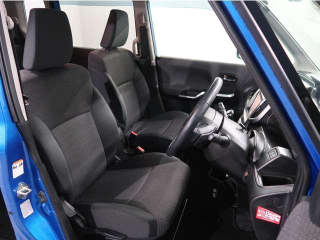 デリカD:2 ハイブリッドMZ 全方位カメラパッケージ 禁煙 純正ナビ 衝突軽減B 踏み間違い防止 両側電動スライドドア ワンオーナー ロールサンシェード テーブル 1年間走行距離無制限中古車保証 アイドリングストップ Bluetooth シートヒータ-(10枚目)