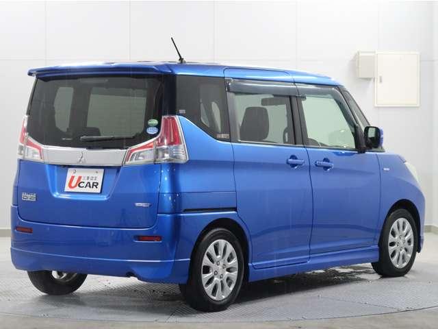 デリカD:2 ハイブリッドMZ 全方位カメラパッケージ 禁煙 純正ナビ 衝突軽減B 踏み間違い防止 両側電動スライドドア ワンオーナー ロールサンシェード テーブル 1年間走行距離無制限中古車保証 アイドリングストップ Bluetooth シートヒータ-(20枚目)