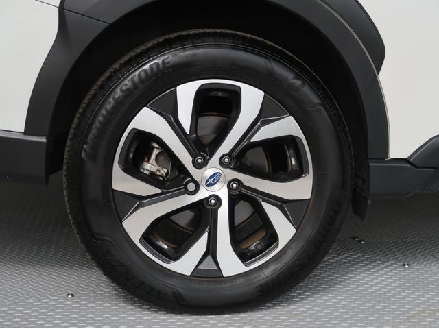 運転席側リヤタイヤです。