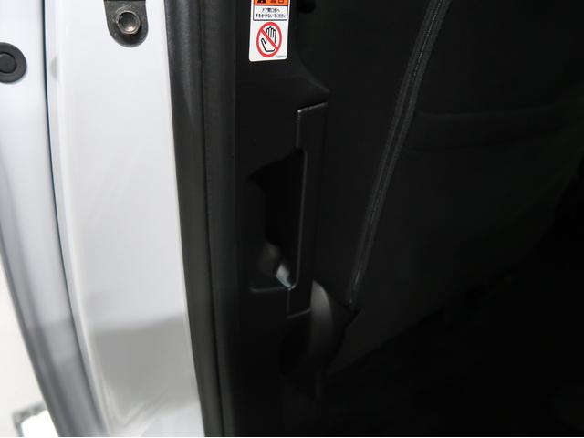 デリカD:5 P 電動サイドステップ 11型ナビ全方位カメラ HDMI ETC2.0 禁煙 後退時後側方車両検知警報機能 シートヒーターハンドルヒーター 電動リヤゲート 衝突被害軽減ブレーキ 車線逸脱警報誤発進抑制機能(33枚目)