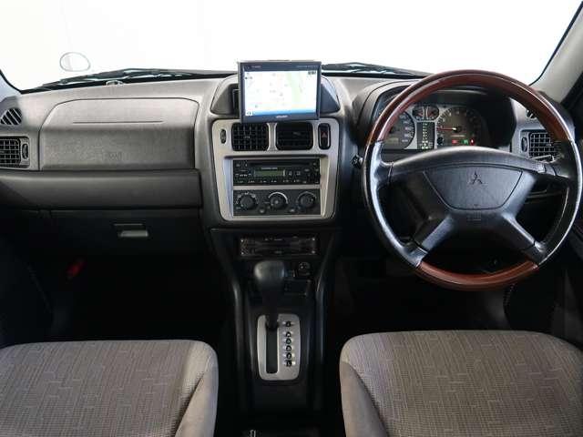 パジェロイオ ＴＲ　禁煙　ナルディステアリング　フォグランプ（2枚目）