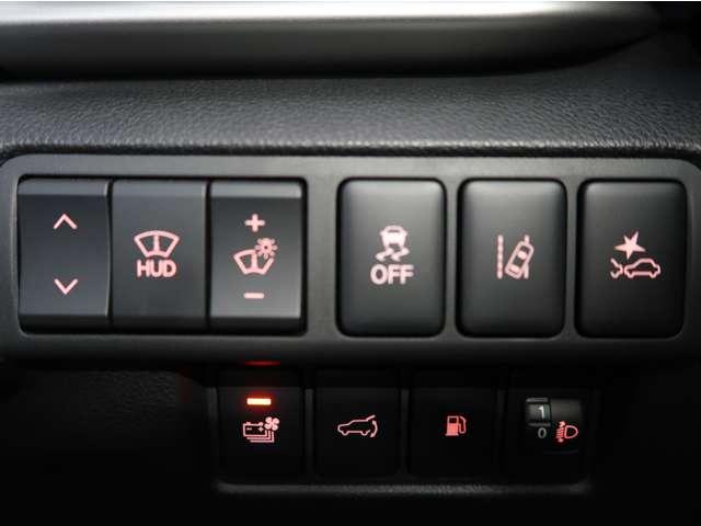 エクリプスクロスPHEV P バッテリー容量90 純正ナビ全方位カメラ キ-パ-コ-ト レーダークルーズ オートハイビーム シートハンドルヒーター 1500W給電AC100V電源 リモートコントロール 電動リヤゲート 禁煙 試乗車(7枚目)