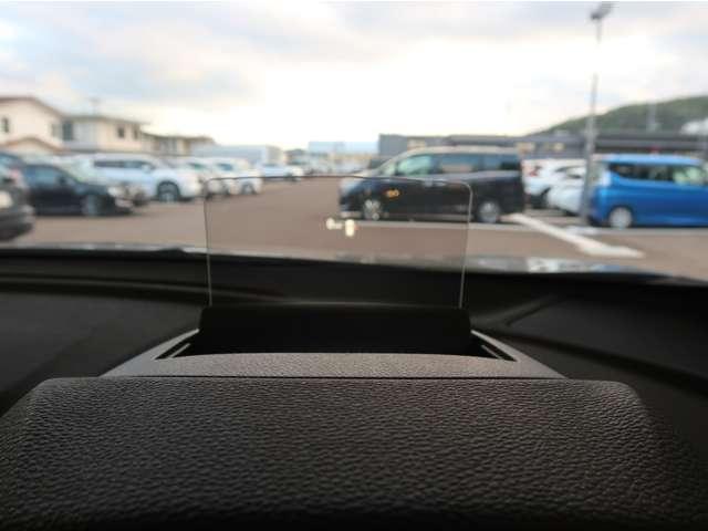 エクリプスクロスPHEV P バッテリー容量90 純正ナビ全方位カメラ キ-パ-コ-ト レーダークルーズ オートハイビーム シートハンドルヒーター 1500W給電AC100V電源 リモートコントロール 電動リヤゲート 禁煙 試乗車(9枚目)
