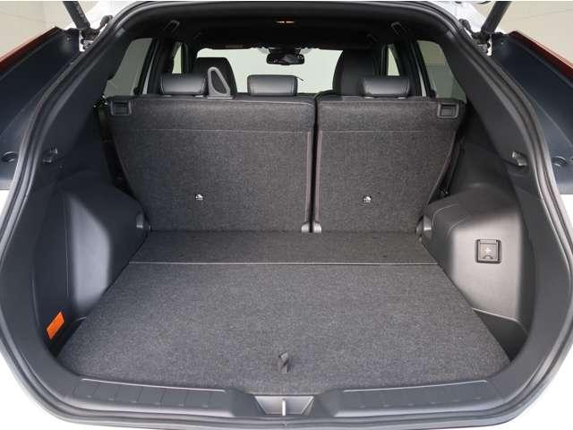 エクリプスクロスPHEV P バッテリー容量90 純正ナビ全方位カメラ キ-パ-コ-ト レーダークルーズ オートハイビーム シートハンドルヒーター 1500W給電AC100V電源 リモートコントロール 電動リヤゲート 禁煙 試乗車(12枚目)