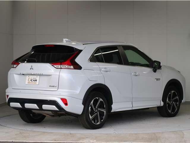 エクリプスクロスPHEV P バッテリー容量90 純正ナビ全方位カメラ キ-パ-コ-ト レーダークルーズ オートハイビーム シートハンドルヒーター 1500W給電AC100V電源 リモートコントロール 電動リヤゲート 禁煙 試乗車(20枚目)