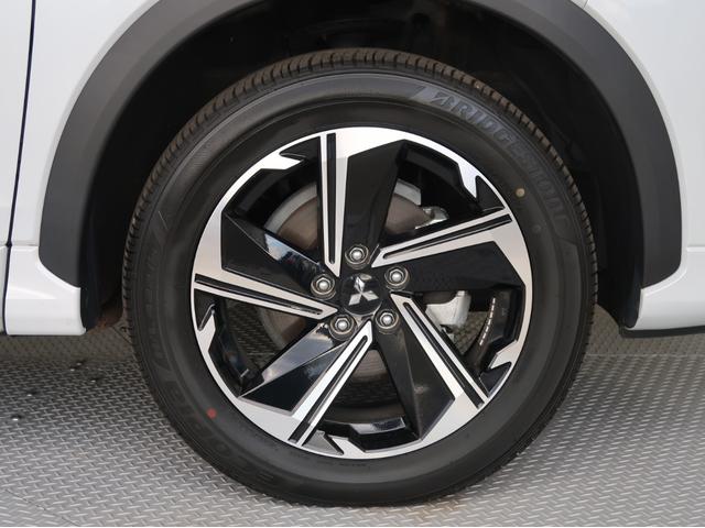 エクリプスクロスPHEV P バッテリー容量90 純正ナビ全方位カメラ キ-パ-コ-ト レーダークルーズ オートハイビーム シートハンドルヒーター 1500W給電AC100V電源 リモートコントロール 電動リヤゲート 禁煙 試乗車(36枚目)