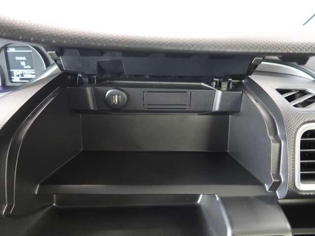 デリカＤ：２ カスタムハイブリッドＭＶ　全方位カメラパッケージ　２ＷＤ　禁煙　８型ナビ　両側電動　ワンオーナー（6枚目）