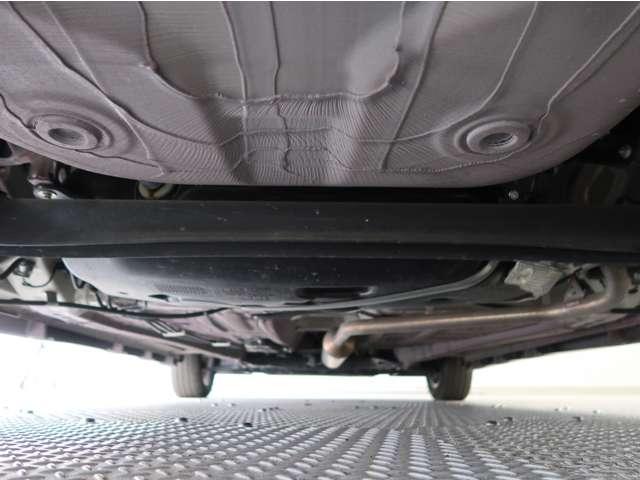 デリカＤ：２ カスタムハイブリッドＭＶ　全方位カメラパッケージ　２ＷＤ　禁煙　８型ナビ　両側電動　ワンオーナー（14枚目）