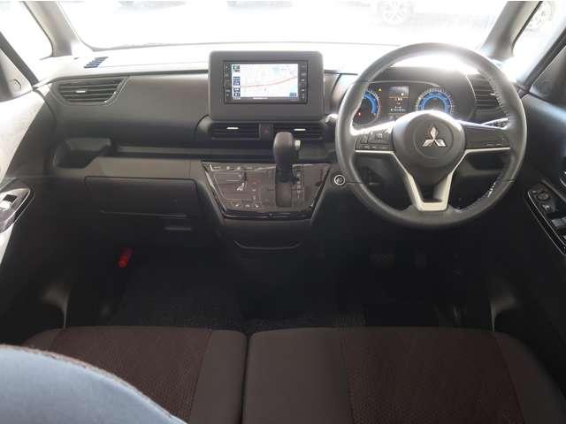 eKクロススペース G 純正7型ナビ+バックカメラ ハンズフリーオートスライド 助手席側電動スラ シートヒーター 車両状態評価4.5点 1年間走行距離無制限中古車保証(延長可)アイドリングストップ 衝突防止 オートハイビーム(2枚目)