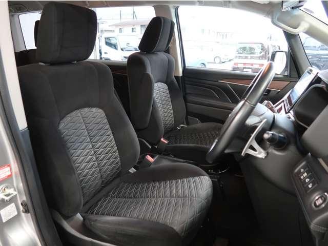 デリカＤ：５ Ｐ　禁煙　純正１０．１型ナビ全方位カメラ　衝突軽減（9枚目）