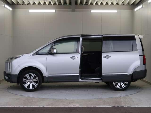 デリカＤ：５ Ｐ　禁煙　純正１０．１型ナビ全方位カメラ　衝突軽減（19枚目）