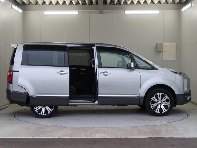 デリカＤ：５ Ｐ　禁煙　純正１０．１型ナビ全方位カメラ　衝突軽減（30枚目）