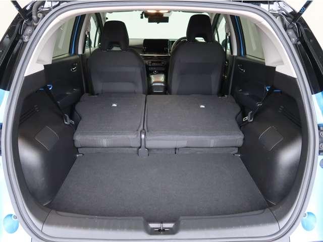 ノート Ｘ　２ＷＤ　禁煙車　純正ナビ　全方位カメラ　ＥＴＣ２．０（13枚目）