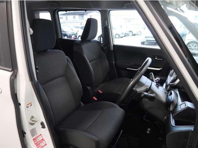 デリカＤ：２ ハイブリッドＭＺ　禁煙　ナビ　バックカメラ　両側電動スライド（9枚目）