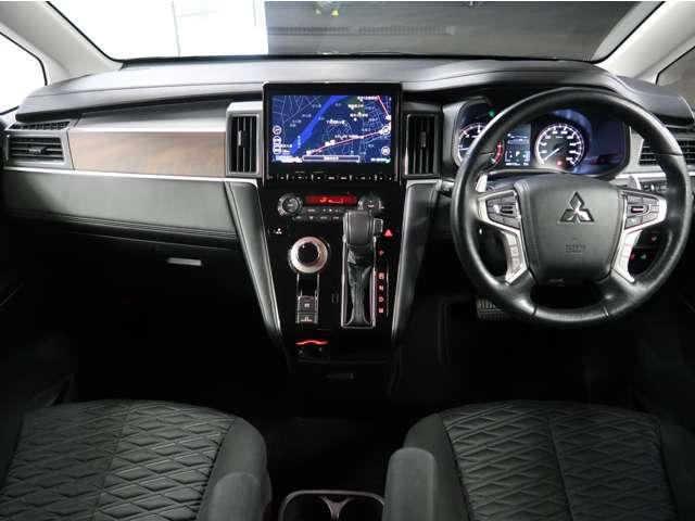 デリカD:5 G パワーパッケージ 禁煙 電動ステップ 10.1型純正ナビ 全方位カメラ 社有車(レンタカー登録) ETC2.0 電動リヤゲート シート・ハンドルヒーター 車線逸脱警報機能 オートハイビーム1年間走行距離無制限認定保証(2枚目)