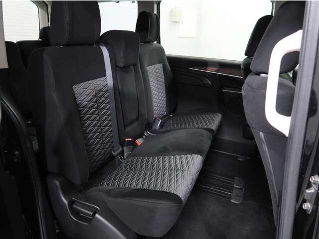 デリカD:5 G パワーパッケージ 禁煙 電動ステップ 10.1型純正ナビ 全方位カメラ 社有車(レンタカー登録) ETC2.0 電動リヤゲート シート・ハンドルヒーター 車線逸脱警報機能 オートハイビーム1年間走行距離無制限認定保証(12枚目)