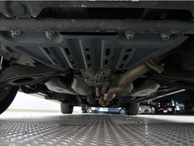 デリカD:5 G パワーパッケージ 禁煙 電動ステップ 10.1型純正ナビ 全方位カメラ 社有車(レンタカー登録) ETC2.0 電動リヤゲート シート・ハンドルヒーター 車線逸脱警報機能 オートハイビーム1年間走行距離無制限認定保証(16枚目)