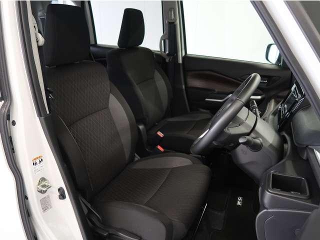 デリカＤ：２ カスタムハイブリッドＭＶ　全方位カメラパッケージ　禁煙　楽ナビ　両側電動スライドドア衝突防止（10枚目）