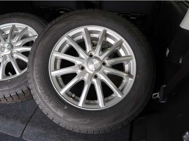 デリカＤ：２ カスタムハイブリッドＭＶ　全方位カメラパッケージ　禁煙　楽ナビ　両側電動スライドドア衝突防止（16枚目）