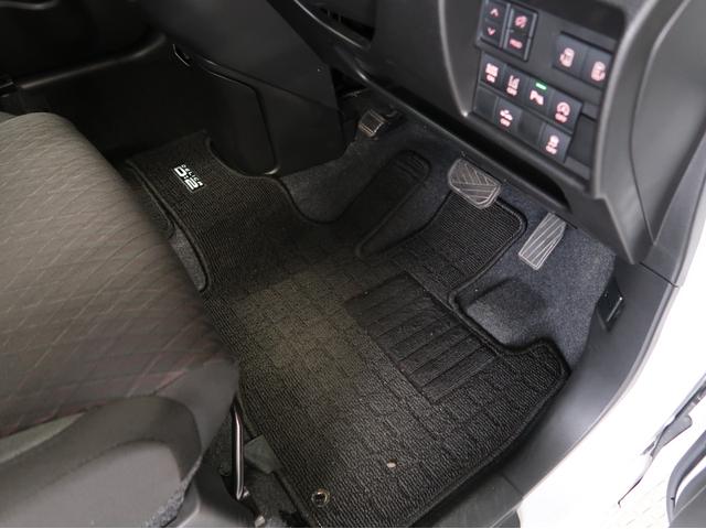 デリカＤ：２ カスタムハイブリッドＭＶ　全方位カメラパッケージ　禁煙　楽ナビ　両側電動スライドドア衝突防止（55枚目）