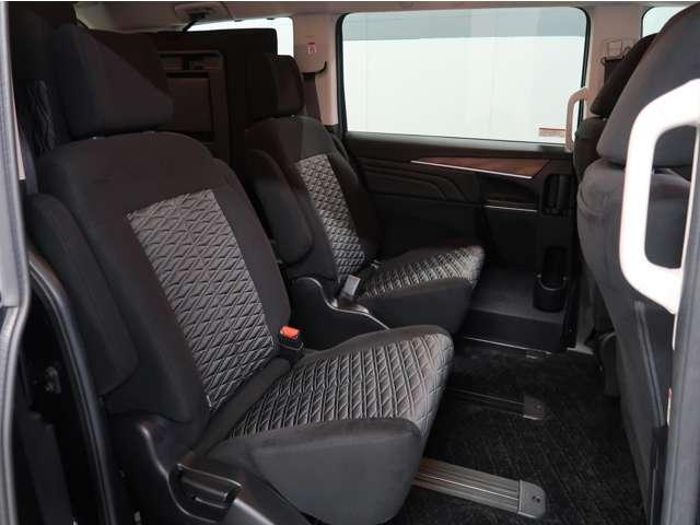 デリカＤ：５ Ｐ　禁煙　７人乗　１１型ナビ　全方位カメラ　ＥＴＣ２．０（11枚目）