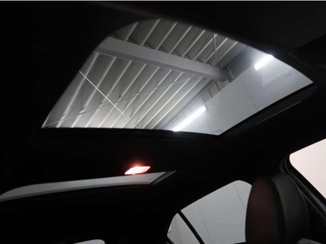 エクリプスクロスPHEV P 容量90 パノラマサンルーフ 電気温水ヒータ(3枚目)