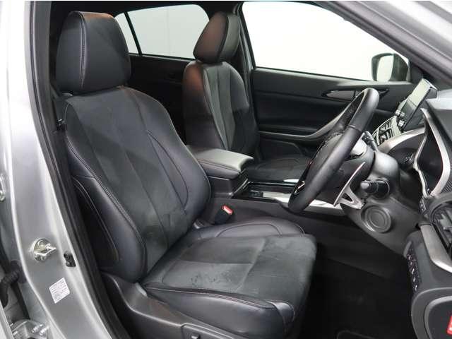 エクリプスクロスPHEV P 容量90 パノラマサンルーフ 電気温水ヒータ(10枚目)