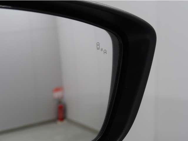 エクリプスクロスPHEV P 容量90 パノラマサンルーフ 電気温水ヒータ(19枚目)