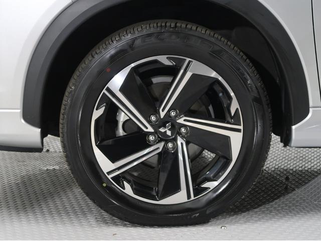 エクリプスクロスPHEV P 容量90 パノラマサンルーフ 電気温水ヒータ(33枚目)