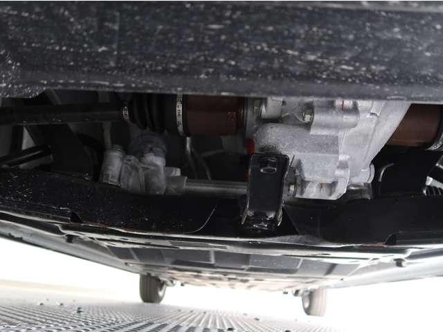 eKクロス EV G 禁煙 バッテリー容量残100 純正9型ナビ全方(14枚目)