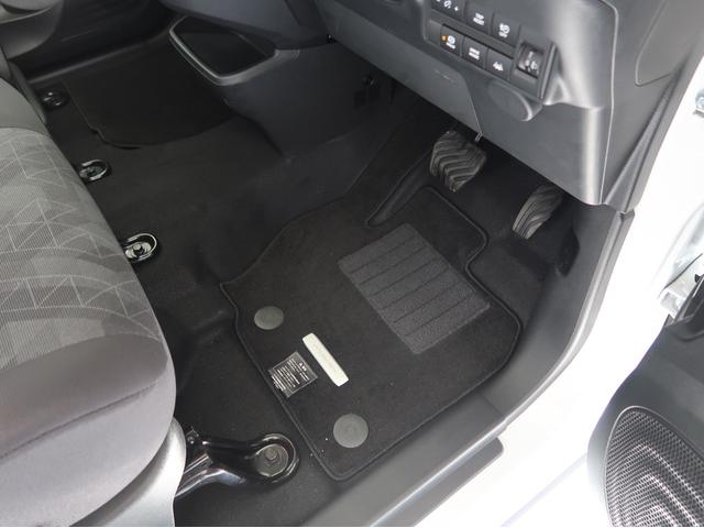 eKクロス EV G 禁煙 バッテリー容量残100 純正9型ナビ全方(36枚目)