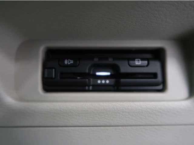 eKスペース G 2WD 禁煙 純正ナビ 両側スライド助手席側電動 リヤサーキュレーター ハンズフリーオートスライド シートヒーター オートハイビーム ワンオーナー スマートキー2個 1年間走行距離無制限三菱中古車保証(7枚目)