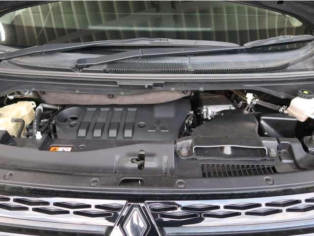 デリカD:5 オールブラックスエディション 禁煙車 特別仕様車 楽ナビ 後席モニター ブラックグリル 全方位カメラ Bluetooth シートヒーター 電動リヤゲート 寒冷地仕様 衝突軽減ブレーキ レーダークルーズコントロール 車線逸脱警報機能(6枚目)