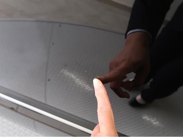 デリカD:5 オールブラックスエディション 禁煙車 特別仕様車 楽ナビ 後席モニター ブラックグリル 全方位カメラ Bluetooth シートヒーター 電動リヤゲート 寒冷地仕様 衝突軽減ブレーキ レーダークルーズコントロール 車線逸脱警報機能(25枚目)