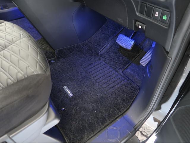 デリカD:5 オールブラックスエディション 禁煙車 特別仕様車 楽ナビ 後席モニター ブラックグリル 全方位カメラ Bluetooth シートヒーター 電動リヤゲート 寒冷地仕様 衝突軽減ブレーキ レーダークルーズコントロール 車線逸脱警報機能(46枚目)