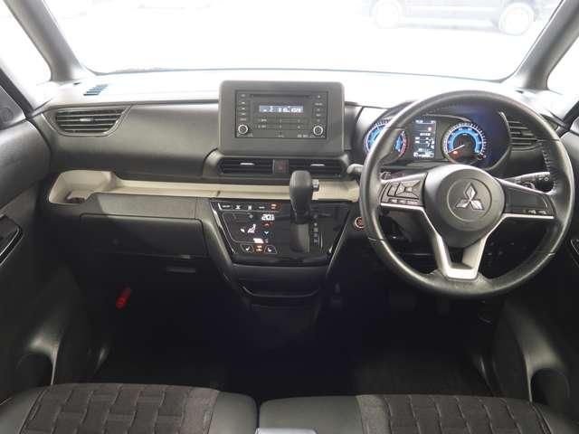 デリカミニ T 試乗車 ダイヤモンドキーパーコーティング 両側スライドドア助手席側電動 シートヒーター 寒冷地仕様 3年間走行距離無制限三菱認定中古車保証 純正CDラジオ 衝突被害軽減ブレーキ 踏み間違い防止 禁煙車(3枚目)